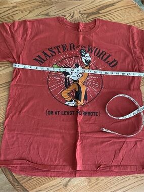 Adults Red Graphic Tee - Master of the World Size XL